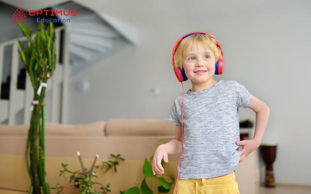 5 cách luyện kỹ năng nghe tiếng Anh cho trẻ tại nhà hiệu quả