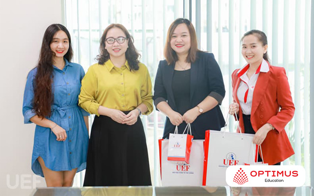 Công ty TNHH Giải pháp đào tạo Optimus gặp gỡ và trao đổi cơ hội hợp tác cùng trường đại học Kinh tế Tài chính UEF TP.HCM