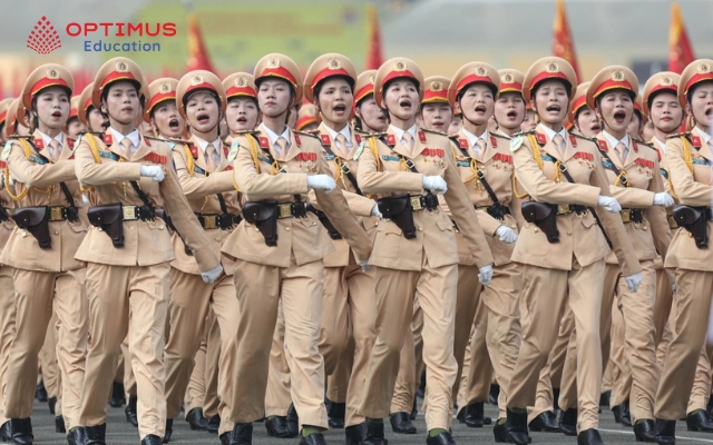Duyệt binh tiếng Anh là gì