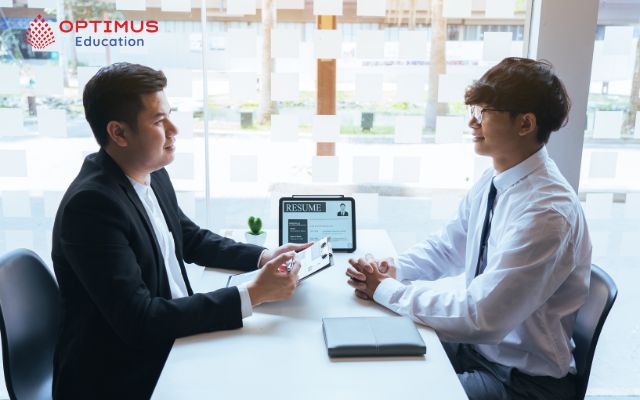 HR là “bộ mặt” của doanh nghiệp - và ngôn ngữ là công cụ đầu tiên thể hiện điều đó