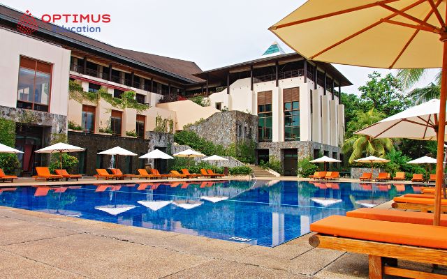 Hành trình triển khai chương trình tiếng Anh nội bộ cho hệ thống Hotel & Resort