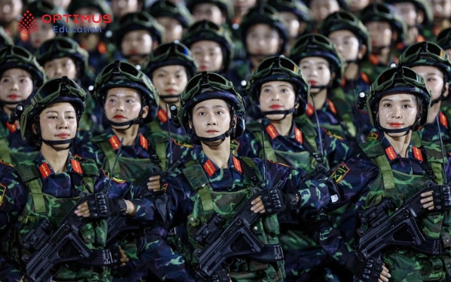 Lễ diễu binh 304 tiếng Anh là gì