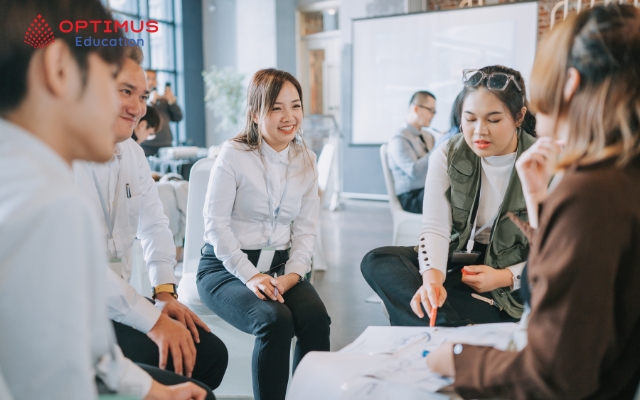 Mô hình học tiếng Anh theo nhóm trong doanh nghiệp – Giải pháp tiết kiệm và hiệu quả cho doanh nghiệp của bạn
