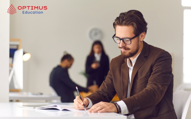 Optimus - Đối tác đáng tin cậy trong cung cấp giáo viên nước ngoài