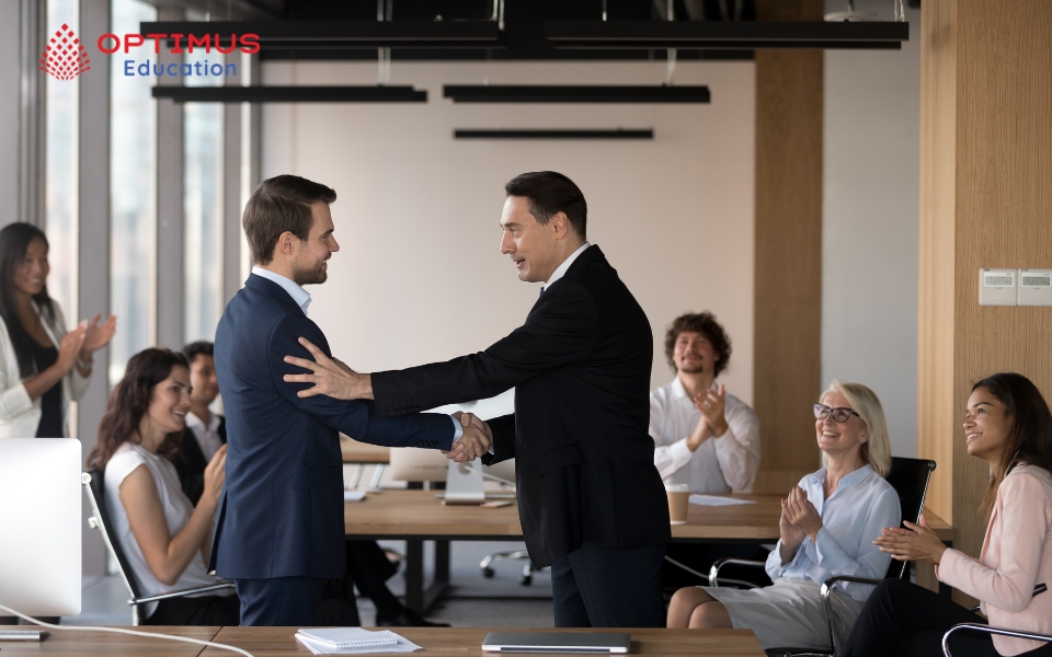Tăng tốc sự nghiệp với tiếng Anh chuyên nghiệp cho người đi làm