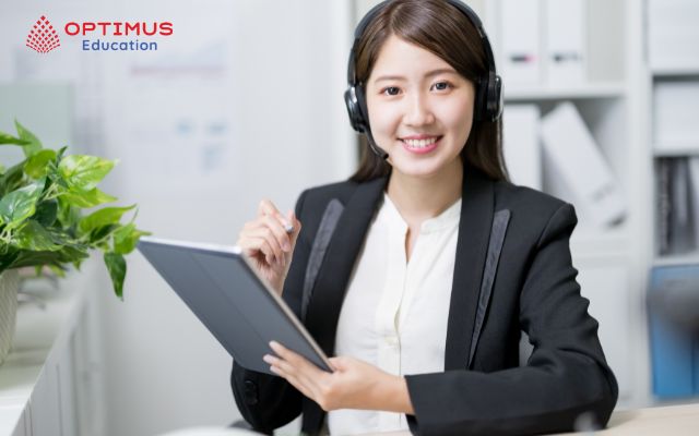 Tiếng Anh chuyên ngành Dịch vụ khách hàng