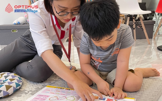 Trao cho con chiếc la bàn của tư duy, thay vì tấm bản đồ của câu trả lời
