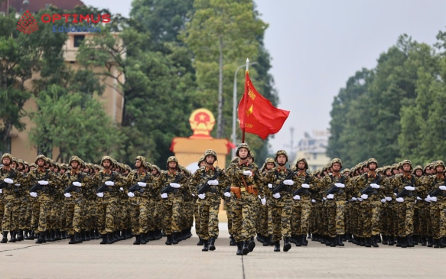 Tường thuật Lễ diễu binh 29 bằng tiếng Anh