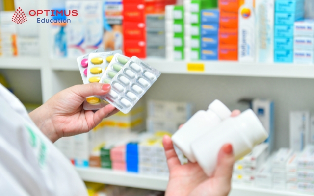 Nắm vững từ vựng tiếng Anh chuyên ngành dược không chỉ là lợi thế mà là yêu cầu bắt buộc