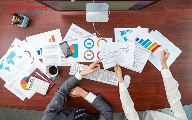 Tiếng Anh doanh nghiệp “May Đo” (Tailor-made) vs đào tạo đại trà Vì sao doanh nghiệp tăng trưởng không thể đi theo lối cũ